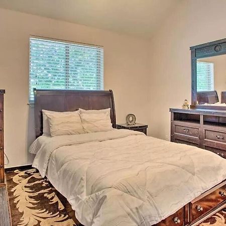 Heated Pool, Pool Table, Hot Tub, Home Theatre, Guest House, Basketball Court, Sleeps-20 Allen Exteriér fotografie